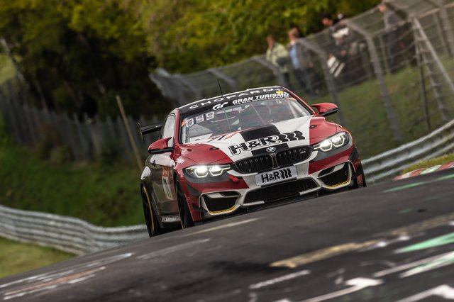 Thomas Jäger im BMW M4, siegreich am Nürburgring.