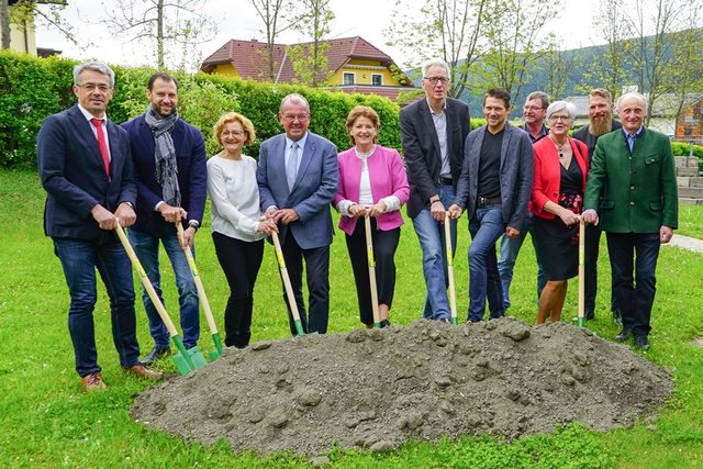 Spatenstich für den Um- und Zubau der Volkschule Kammern im Liesingtal.