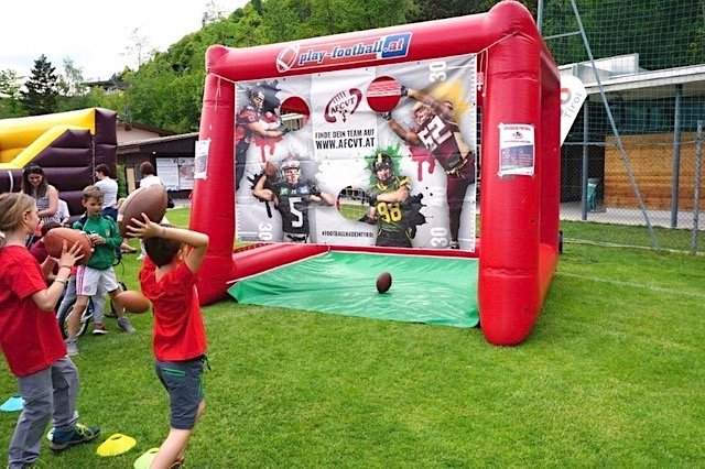 Die Kinder konnten bei verschiedenen Stationen zahlreiche Sporarten ausprobieren.