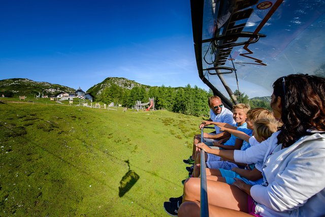 Die Gamskogelbahn bringt die Gäste bequem auf den Ski-Weltcup-Berg. Jetzt zählt die Zauchensee Liftgesellschaft auch zu den zertifizierten "Besten Österreichischen Sommer-Bergbahnen".