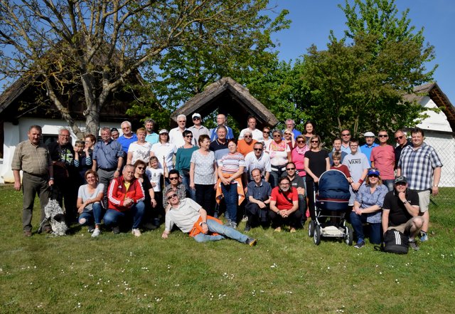 Ziel Heimathaus Stinatz: An der Sternwanderung nahmen Gruppen aus Ollersdorf, Hackerberg und Stinatz teil.