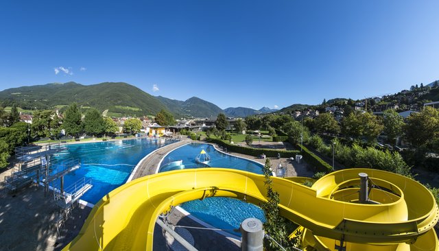 Südtirols größtes Familienbad: die Acquarena in Brixen