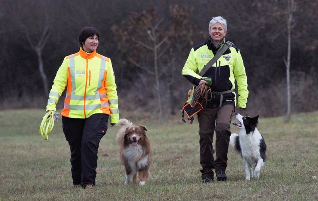 Aktive Freizeitgestaltung mit Hund: Vereine boomen ebenso wie geführte Erlebniswanderungen à la "Fun der Nas" (Bild).