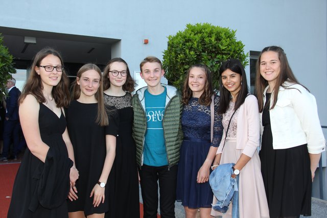 Die Schüler des Tanzenberger Gymnasiums trugen ganz wesentlich zum Gelingen der caritativen Veranstaltungen bei.