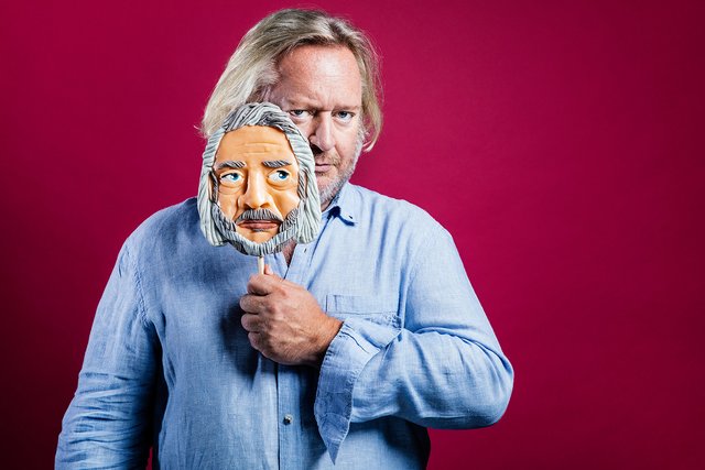 Mit "Wunderboi" kommt Schauspieler und Kabarettist Gregor Seberg vor der Sommerpause nochmals nach Graz.