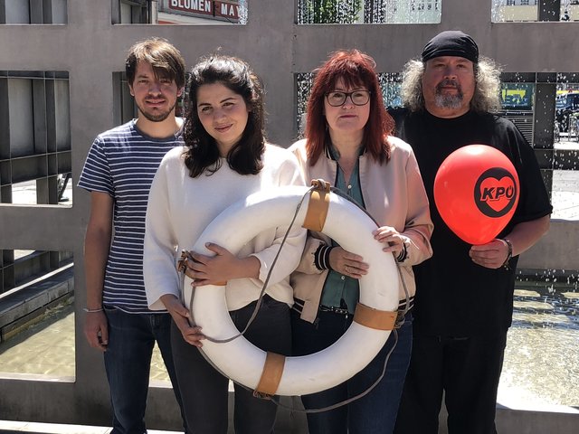 KPÖ Plus-Kandidatin Katerina Anastasiou (2. v. li.) beim Wahlkampfeinsatz in Linz. | Foto: BRS