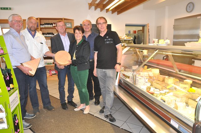 Besuch in der Sennerei Westendorf.
