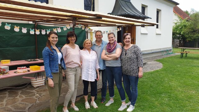 Barbara Samwald, Martina Samwald, Angelika Pötscher, Rene und Doris Spielbichler, Alexandra Heiling-Nigl, das Team von Coffee to help