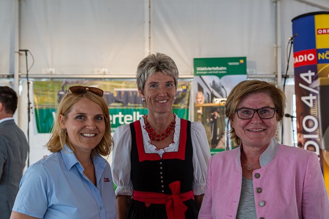 Birgit Perl vom ORF, Martina Diesner-Wais und Helga Rosenmayer
