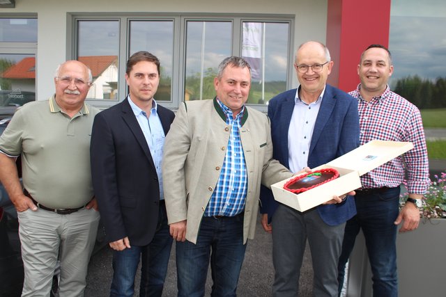 GR Leopold Kitzmüller-Schütz, Gemeindevorstand Thomas Hanner, Bürgermeister Bernhard Karnthaler, Bürgermeister Mag. Alois Erlinger, VP-Obmann Markus Kitzmüller-Schütz.