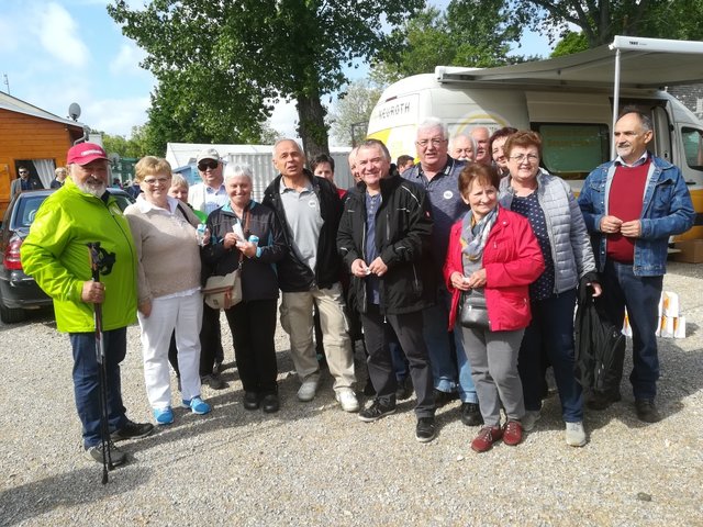 Jonc und Felix Meszarich, Anica und Johann Kuzmich, Tilda und Josko Barenich, Cilli, Franz, Felix und Mariza Schweiger, Eva und Robert Miletich, Stefan und Franza Behofsits, Lujsa und Franz Fleischhacker