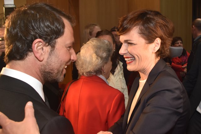 SPÖ-Chefin Rendi-Wagner stürzte die Bundesregierung durch den Misstrauensantrag. Dornauer sieht eine Sternstunde.
