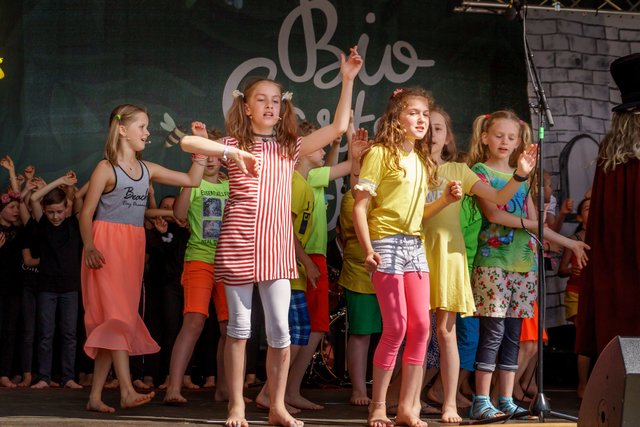 Die Kinder begeisterten durch sportliche Einlagen.