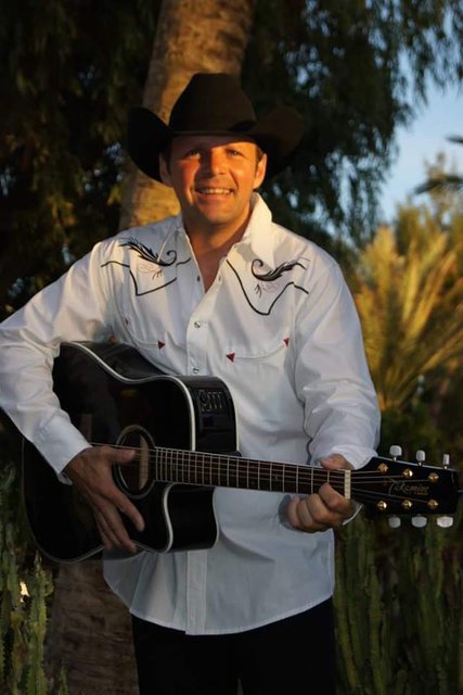 Michael Stone am 15. Juni live beim Hotel Limes in Enns.