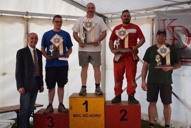 Division Seriennahe Klasse 2 bis 1800 ccm: 1. Jochen Holy, 2. Manuel Koppensteiner, 3. Markus Magerle, 4. Georg Lang