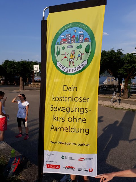Bewegt im Park an der Esplanade Altmünster