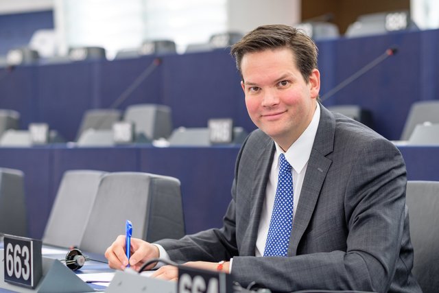 Lukas Mandl sitzt seit 2017 im EU-Parlament.