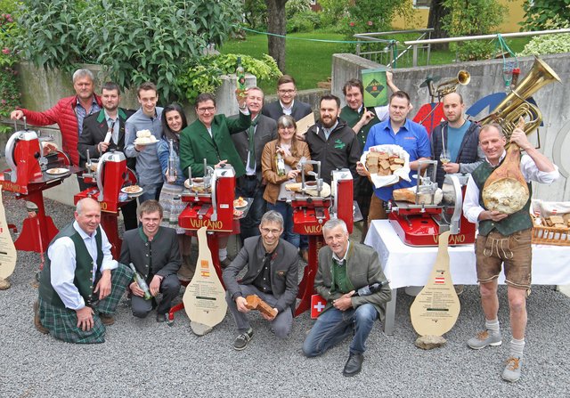 Schinkenfest neu: Topbetriebe der Region kredenzen am 22. und 23. Juni bei Vulcano genussvolle Schmankerln.
