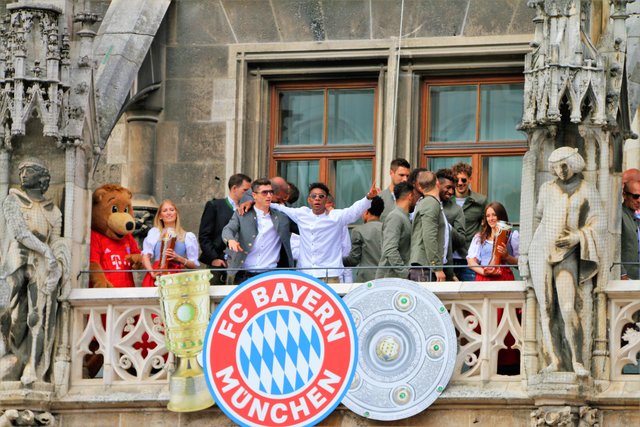 FC Bayern München, Meisterschaft, Pokalsieg, Marienplatz, Rathaus