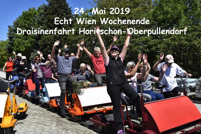 Einige Teilnehmer des Echt Wien Wochenendes nutzten das großartige Wetter zu einer geselligen Draisinenfahrt