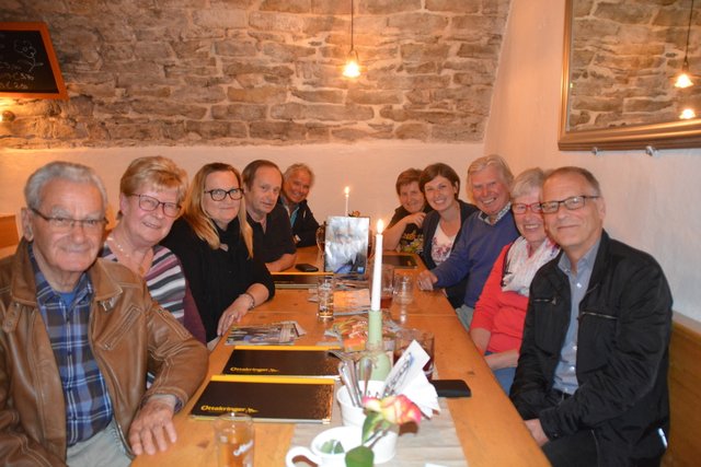 Ein äußerst netter Abend: der Regionauten-Stammtisch in der Genusslaube in Jois