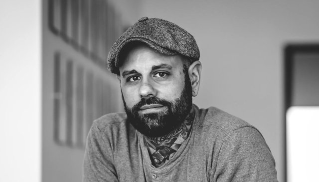 Joe Szauer betreibt sein eigenes Tätowierstudio in Pinkafeld.