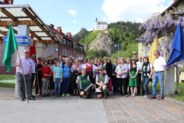 Teilnehmer und Organisatoren der musikalisch-kulinarischen Wallfahrt in St. Peter-Freienstein. | Foto: KK