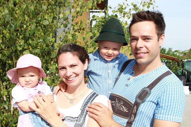 &lt;f&gt;Zwei Fliegen mit einer Klappe&lt;/f&gt; geschlagen: Viele Familien nutzen den Besuch für einen Ausflug. | Foto: BRS