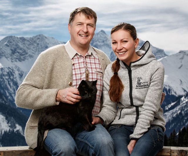 Armin Hummel und seine Iveta bewirtschaften gemeinsam die Bernhardseck-Hütte.