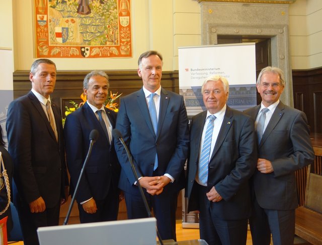 Christian Pilnacek, Gerhard Jelinek, Michael Schwanda, Franz Cutka, Karl Wilfing. | Foto: Probst