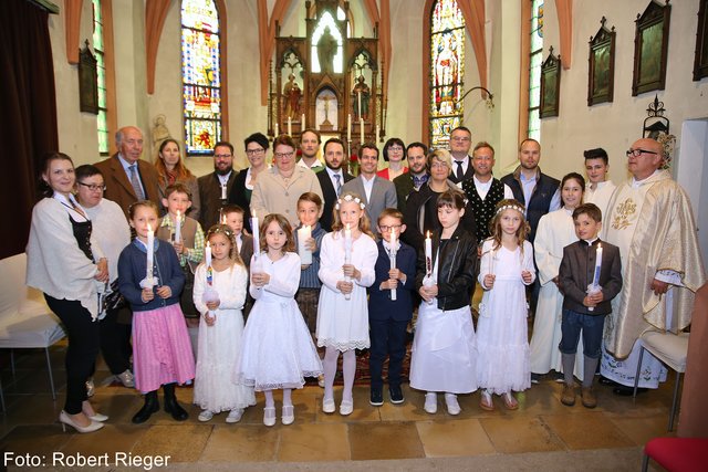Feierliche Erstkommunion in Waldegg