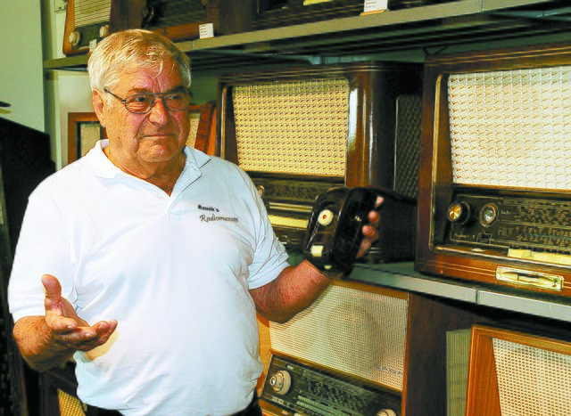 Herbert Rauch: Ein leidenschaftlicher Sammler alter Radios und Grammophone. | Foto: Marktgemeinde Lustenau