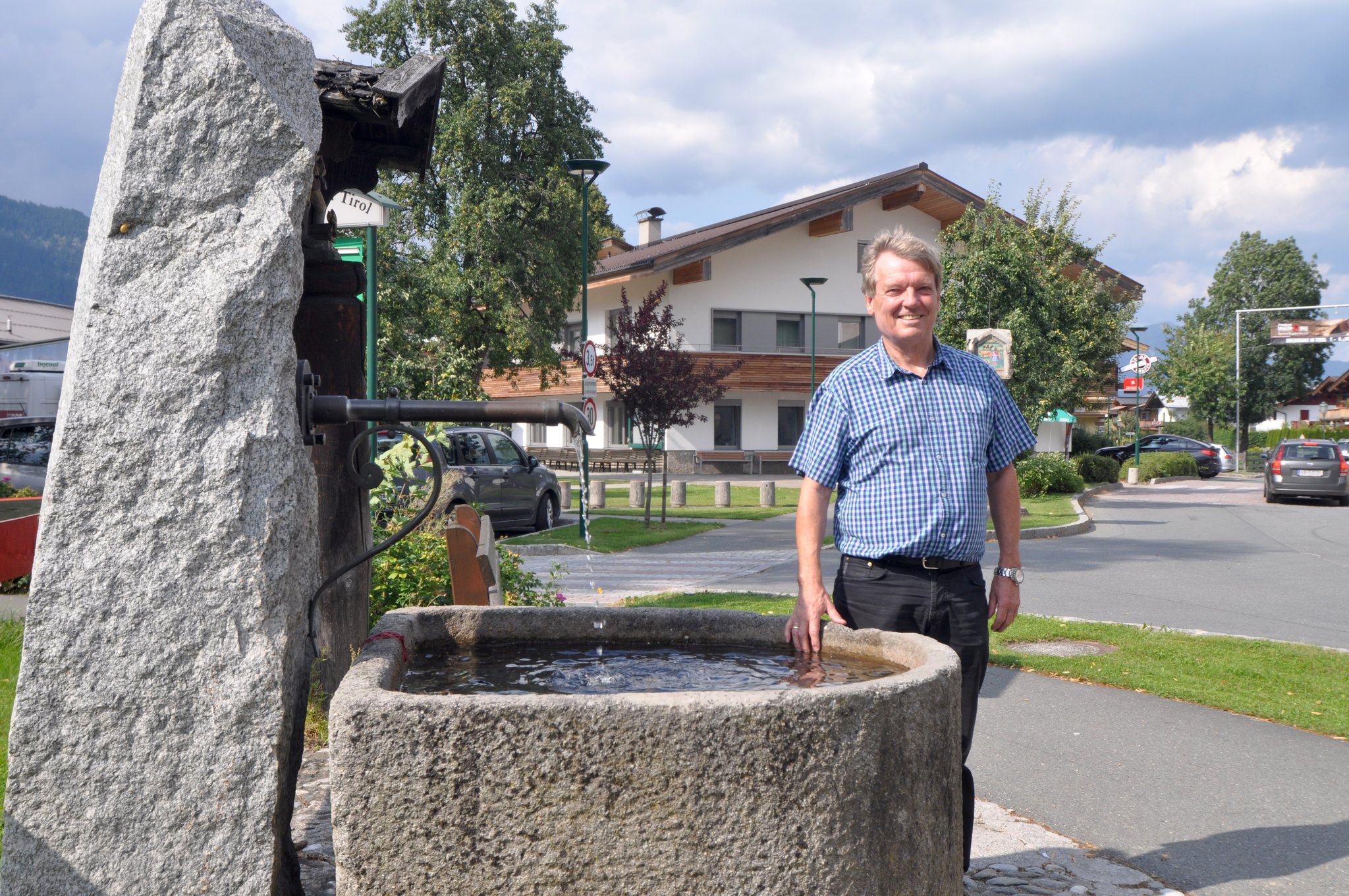 * Diese Seite wird durch reCAPTCHA geschtzt und die Google Datenschutzbestimmungen und Nutzungsbedingungen treffen zu. Pension Blumberg - Oberndorf in Tirol - in den Kitzbheler Alpen