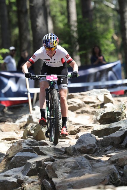 Laura Stigger (hier in Nove Mesto) zeigte auch in Girona ihre Klasse und holte sich den Sieg. | Foto: Ernst Lorenzi
