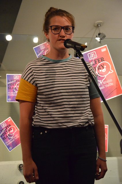 Ein Blick in den Spiegel mit "Käthl".