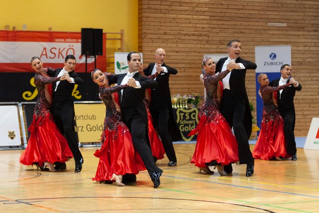 TSC Schwarz Gold - B Team mit dem Thema "Corpes Bride". | Foto: Regina Courtier