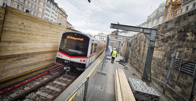 Bereits seit Jänner wird in der Station Pilgramgasse für die Linien U4 und U2 gebaut. | Foto: Wiener Linien/Johannes Zinner