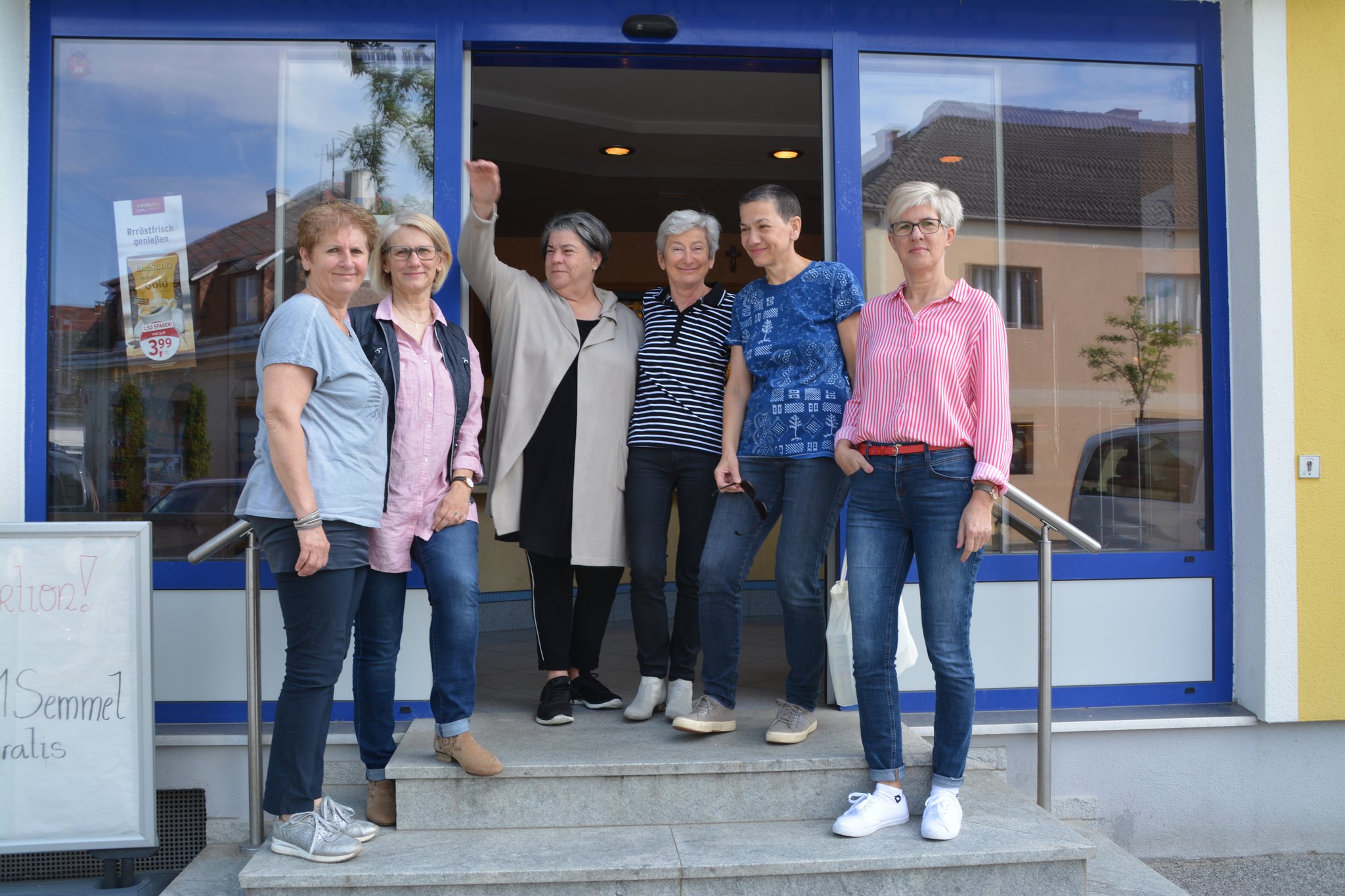 Es untersttzt und begleitet Frauen und Mdchen, die Arbeit suchen oder sich Die Treffen der Aktivgruppe finden in der Frauenberatungsstelle statt (immer Frauenberatungsstelle Oberpullendorf::: Start Up