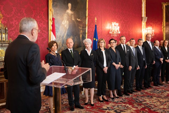 Bundespräsident Alexander Van der Bellen bei der Angelobung der neuen Bundesregierung.