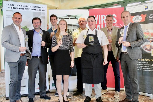 Die Wirte des Strebersdorferhof freuten sich über die Teilnahme am Urban Eating im vergangenen Jahr.  | Foto: Elisabeth Egle