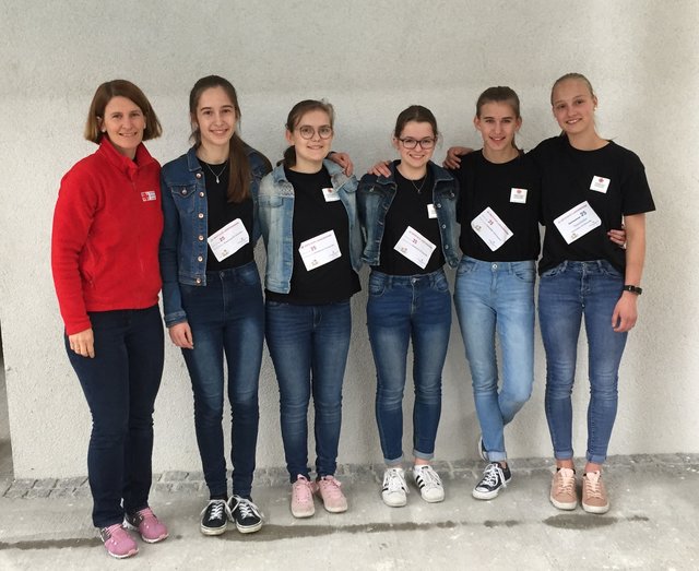 Die Schülerinnen des Gymnasium Ort sind Landessieger im Erste Hilfe-Bewerb. | Foto: Gymnasium Ort