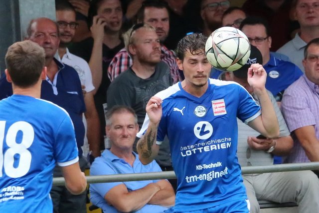 Frühes 1:0 durch Tim Senicer für Spitzenreiter St. Peter.