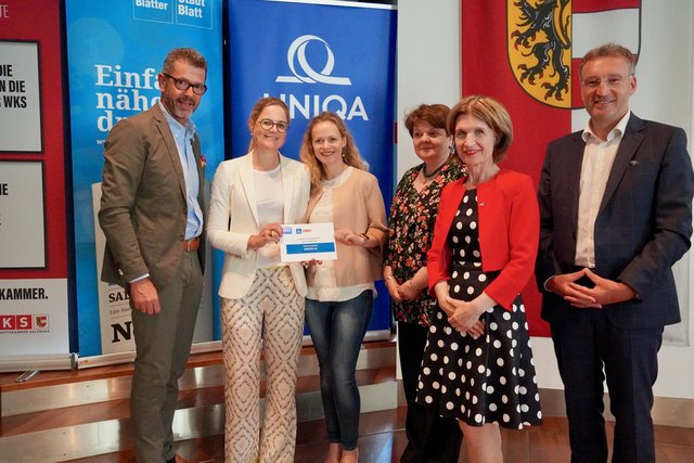 Skidata: Belkis Etz und Martina Neubauer (2.u.3.v.li.)