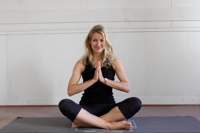 Diana Lueger praktiziert seit Oktober 2018 in ihrem neuen Yoga-Studio in der Salierigasse 41.