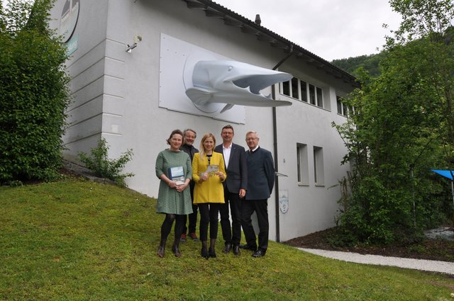 v. l. n. r. Andrea Bina (Leitung NORDICO Stadtmuseum Linz), Ulrich Aspetsberger (Caramel Architekten), Doris Lang- Mayerhofer (Stadträtin für Kultur, Tourismus und Kreativwirtschaft der Stadt Linz), Bürgermesiter Roland Pichler und Friedrich Bernhofer (Vorsitzender des Vereines Kultur & Tourismus an der Donau in Engelhartszell).