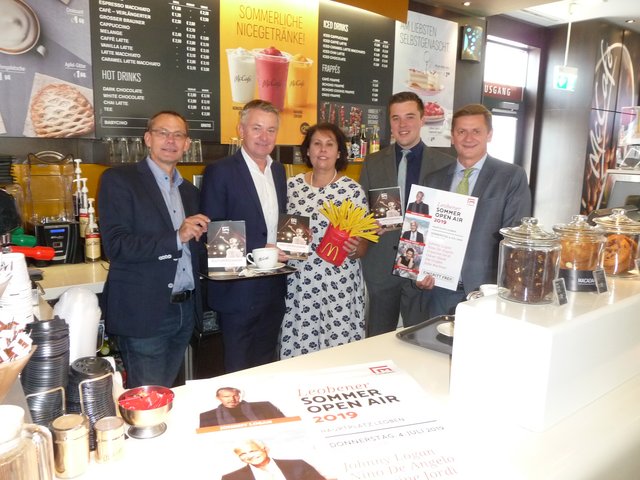Präsentation des neuen Kulturprogrammes 2019/20 der Stadt Leoben: McDonald's Geschäftsführer Andreas Gamsjäger, Kulturmanager Gerhard Samberger, Museumsleiterin Susanne Leitner-Böchzelt, Kulturreferent Johannes Gsaxner und Bürgermeister Kurt Wallner (v.l.).