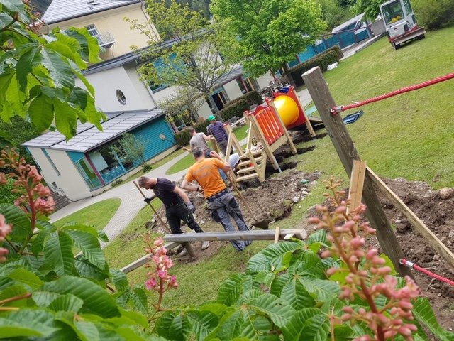 Die Helfer bei der Arbeit