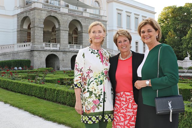 Johanna Rachinger (Generaldirektorin der Österreichischen Nationalbibliothek), VPräs. KommR Andrea Stifter (Geschäftsführerin Vorderegger Reisen sowie Vorsitzende Club der Frau in der Wirtschaft), Bettina Glatz-Kremsner (Generaldirektorin der Casino Austria AG und Österreichischen Lotterien GmbH).