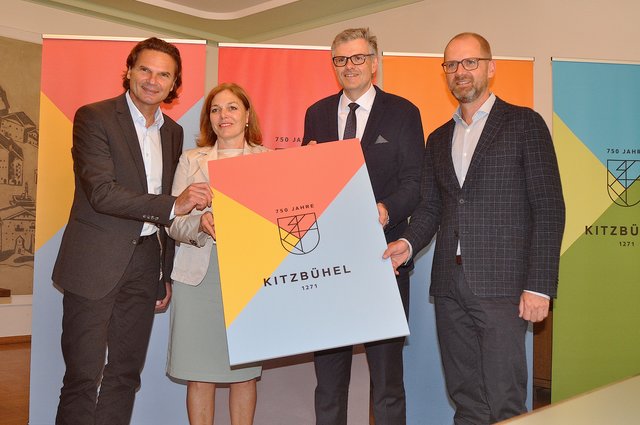 Bernd Breitfellner, Ellen Sieberer, Klaus Winkler und Günther Eder: Logo-Präsentation. | Foto: Kogler