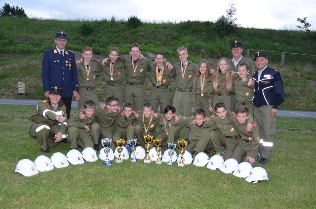 Die Feuerwehr-Jugend. Etwa ein Viertel der Jugendlichen sind Mädchen | Foto: BFK Villach Land